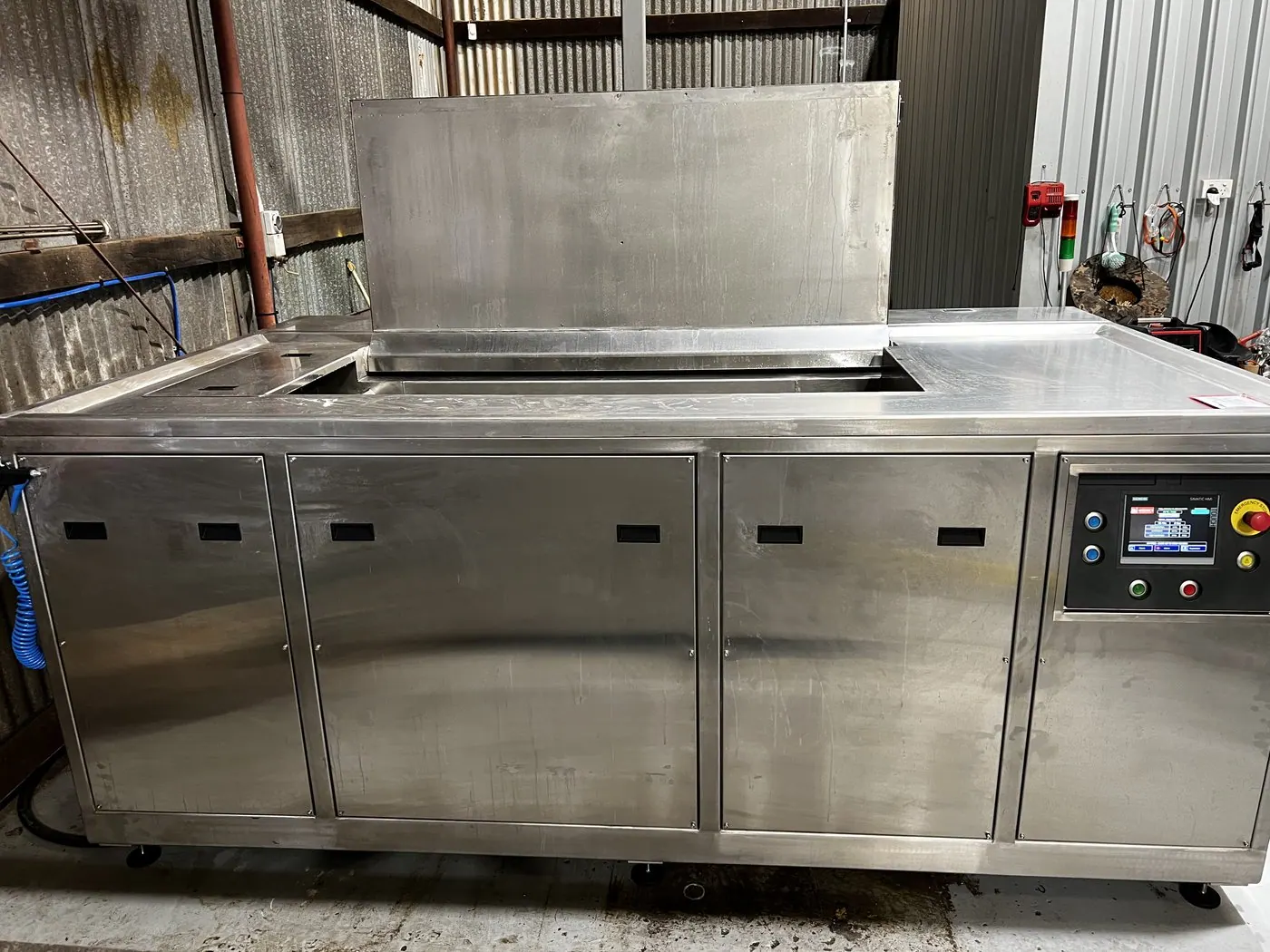 Misonics EVS 800 heavy industrial ultrasonic cleaner — stainless single chamber with pneumatic lid