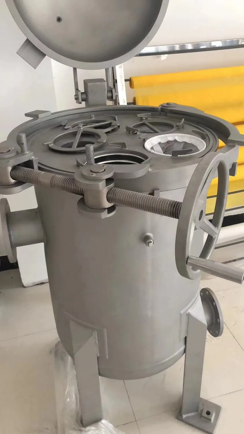 BF quick-open multi-bag filter housing